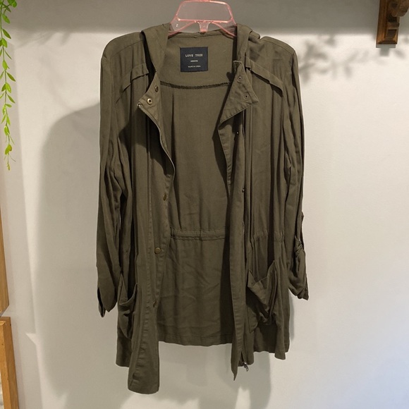 Olive green button/zip blouse - Picture 5 of 8